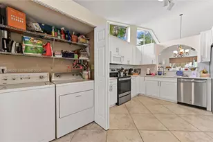 401 Sabal Palm Ln, Palm Beach Gardens, FL 33418 - Photo 8