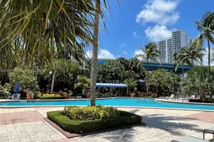 19390 Collins Ave, Sunny Isles Beach, FL 33160 - Photo 40