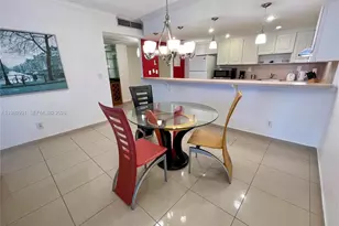 19390 Collins Ave, Sunny Isles Beach, FL 33160 - Photo 14