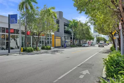 221 NE 48th Ter, Miami, FL 33137 - Photo 32