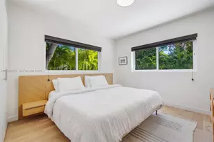 830 NE 72nd St, Miami, FL 33138 - Photo 22