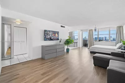 250 174th St #915, Sunny Isles Beach, FL 33160 - Photo 1