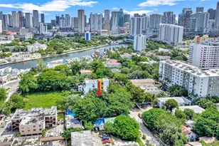 641 NW 2nd St, Miami, FL 33128 - Photo 2