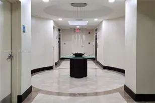 7600 Collins Ave, Miami Beach, FL 33141 - Photo 40