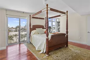 7600 Collins Ave, Miami Beach, FL 33141 - Photo 20