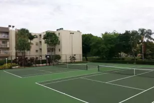 8121 SW 82nd Ct, Miami, FL 33143 - Photo 2