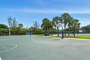 15462 NW 14th Ct, Pembroke Pines, FL 33028 - Photo 28