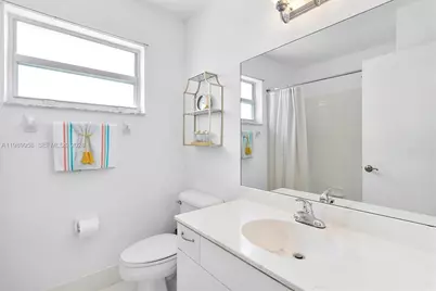 15462 NW 14th Ct, Pembroke Pines, FL 33028 - Photo 14