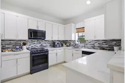 10319 NW 30th Ter, Doral, FL 33172 - Photo 10