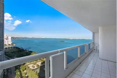 1717 N Bayshore Dr #A-3050, Miami, FL 33132 - Photo 1