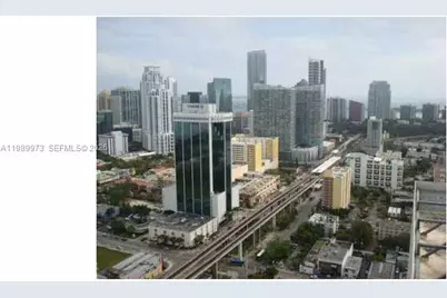 185 SW 7 St #3712, Miami, FL 33130 - Photo 2