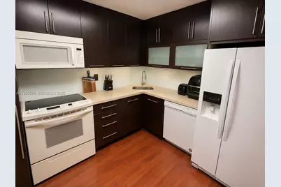 2333 Brickell Ave #2614, Miami, FL 33129 - Photo 20