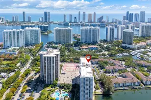 18151 NE 31st Ct, Aventura, FL 33160 - Photo 32