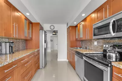 18151 NE 31st Ct #602, Aventura, FL 33160 - Photo 10