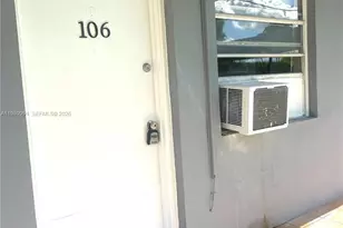 9375 SW 40th Terrace, Miami, FL 33165 - Photo 2