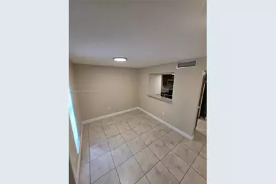 1990 NW 4th Ct #7, Miami, FL 33136 - Photo 12