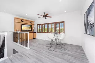 472 Sunset Dr, Hallandale Beach, FL 33009 - Photo 18