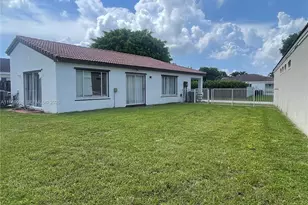 14252 SW 175th Terrace, Miami, FL 33177 - Photo 2