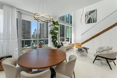 200 Biscayne Boulevard Way #1406, Miami, FL 33131 - Photo 2