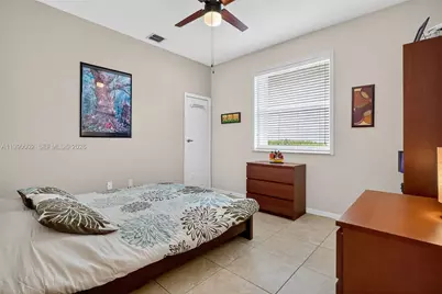 1845 NW 139th Ter, Pembroke Pines, FL 33028 - Photo 52