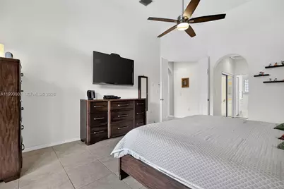 1845 NW 139th Ter, Pembroke Pines, FL 33028 - Photo 36