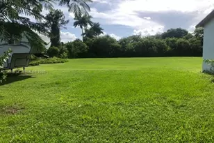 18200 SW 262nd St, Homestead, FL 33031 - Photo 16