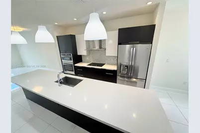 6415 NW 102nd Path #204, Miami, FL 33178 - Photo 6