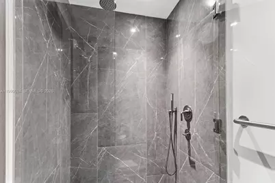 20 NE 11th St #2306A, Miami, FL 33132 - Photo 12