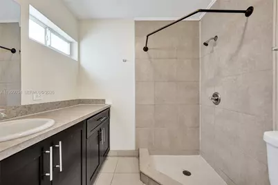 4460 NW 43rd St, Lauderdale Lakes, FL 33319 - Photo 52