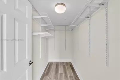 900 SW 8th St #1110, Miami, FL 33130 - Photo 22