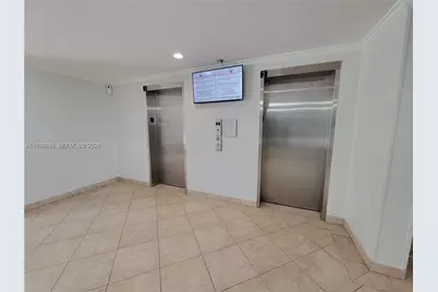 17560 Atlantic Blvd #214, Sunny Isles Beach, FL 33160 - Photo 4