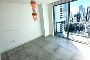 55 SE 6th St, Miami, FL 33131 - Photo 16