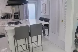 136 SE 2nd Ct, Dania Beach, FL 33004 - Photo 2