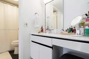 6767 Collins Ave, Miami Beach, FL 33141 - Photo 16