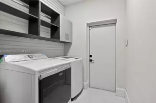 4953 Kensington Cir, Coral Springs, FL 33076 - Photo 36