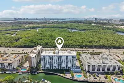 2841 NE 163rd St #605, North Miami Beach, FL 33160 - Photo 4