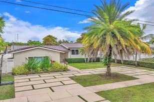 851 Bluebird Ave, Miami Springs, FL 33166 - Photo 2