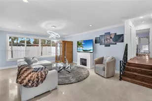 851 Bluebird Ave, Miami Springs, FL 33166 - Photo 8