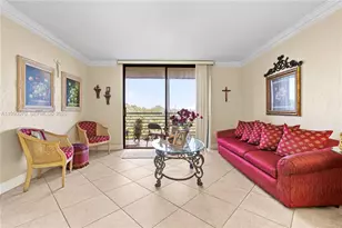901 Colony Point Cir, Pembroke Pines, FL 33026 - Photo 4