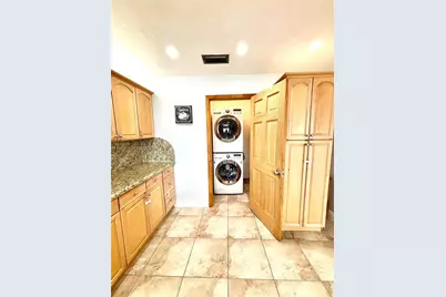 8690 NW 16th St, Pembroke Pines, FL 33024 - Photo 4