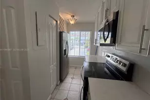 8260 NW 10th, Miami, FL 33126 - Photo 6