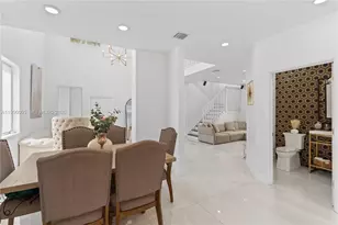 1500 Canary Island Dr, Weston, FL 33327 - Photo 12