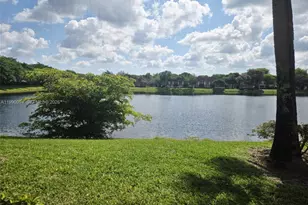860 NW 92nd Ave, Plantation, FL 33324 - Photo 18