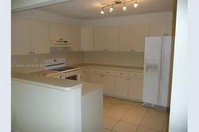 841 NW 10th Street #0, Hallandale Beach, FL 33009 - Photo 4