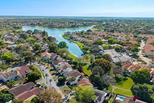 10510 SW 148th Ave Dr, Miami, FL 33196 - Photo 6