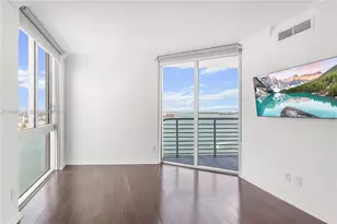 335 S Biscayne Blvd, Miami, FL 33131 - Photo 6