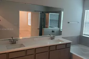 193 Bright Ibis Ave Apollo Beach, Other City - In The State Of Florida, FL 33572 - Photo 8