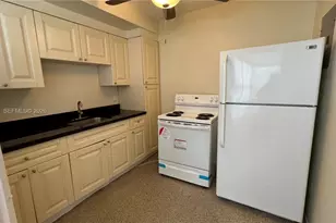 1001 S 22nd Ct, Hollywood, FL 33020 - Photo 8