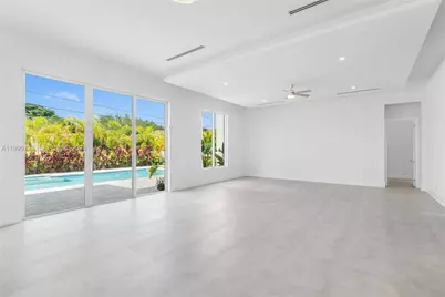 9895 NW 26th St, Doral, FL 33172 - Photo 12