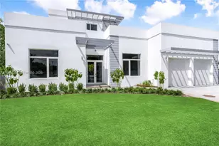 9895 NW 26th St, Doral, FL 33172 - Photo 2